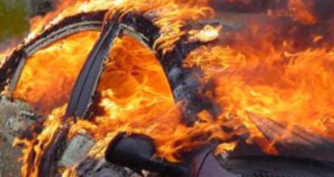 Zapaljeno auto novinara Emila Karamatića: Sumnja se na podmetnut požar!