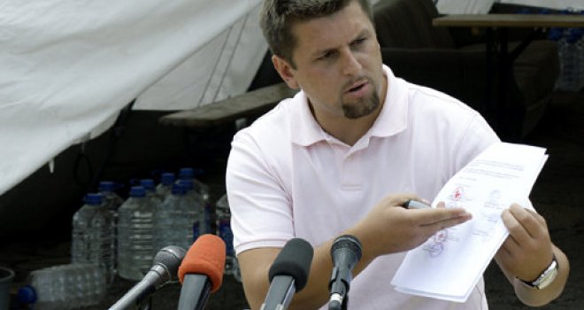 Ćamil Duraković poručio: RS je pod efektivnom okupacijom pobunjenih entitetskih institicija! Bošnjaci, ostanite smireni i oprezni