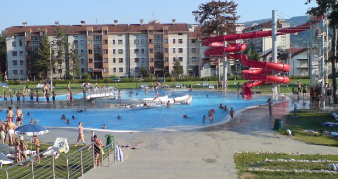 Ljeto ide, a para nema: Zatvara se Gradski olimpijski bazen, Akvana ostala bez 900.000 KM iz budžeta 