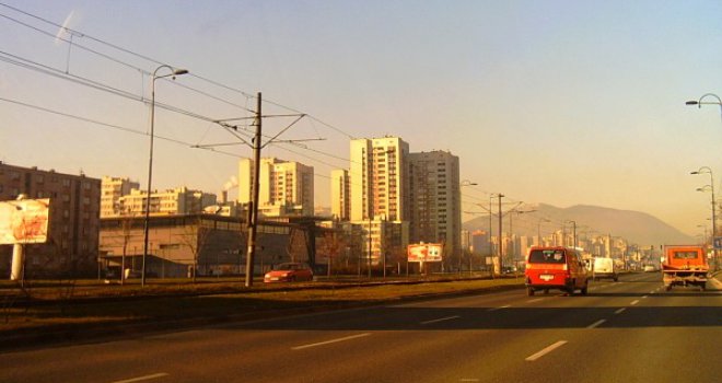 Muškarac pucao iz automatske puške u Sarajevu