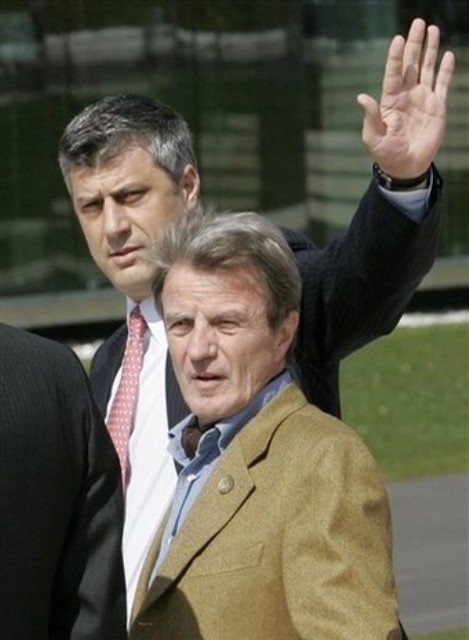 Bernar Kušner i Hašim Tači