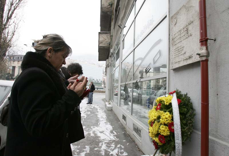 Obilježena 17. godišnjica stradanja porodice Tatarić-Dragnić1