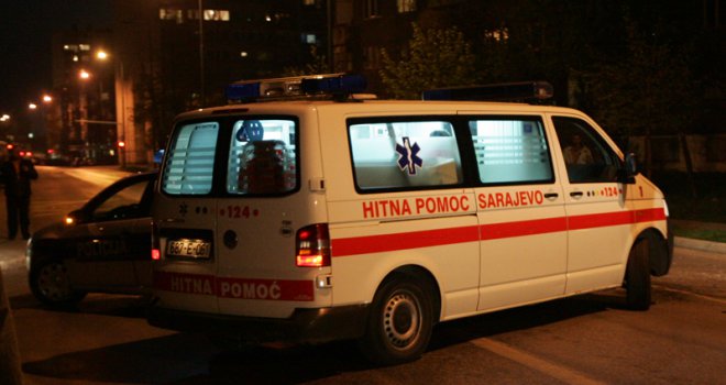 Tri osobe povrijeđene u saobraćajnoj nesreći, jedna teško