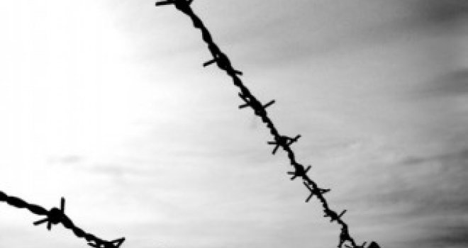 I dok svi pričaju o Mađarskoj: Još jedna europska država diže ogradu od bodljikave žice protiv migranata