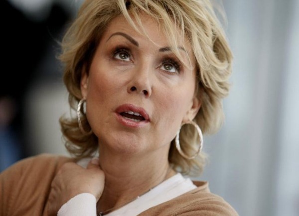 Lepa Brena naslovna