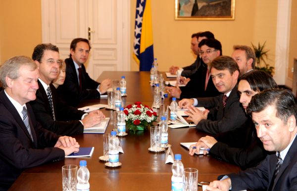 Sastanku je prisustvovao i Boris Buha, savjetnik u Kabinetu člana Predsjedništva BiH Nebojše Radmanovića, saopćeno je iz Predsjedništva BiH; foto: Press služba Predsjedništva BiH