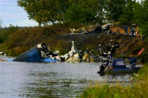 Avion se srušio 7. septembra nedaleko od aerodroma u Yaroslavlu, 300 kilometara sjeveroistočno od Moskve; foto: AP