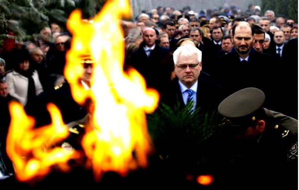 Ivo Josipović: Vukovar je simbol i motivacija da radimo više i bolje i ostvarimo dobro za naše građane; foto: Reuters