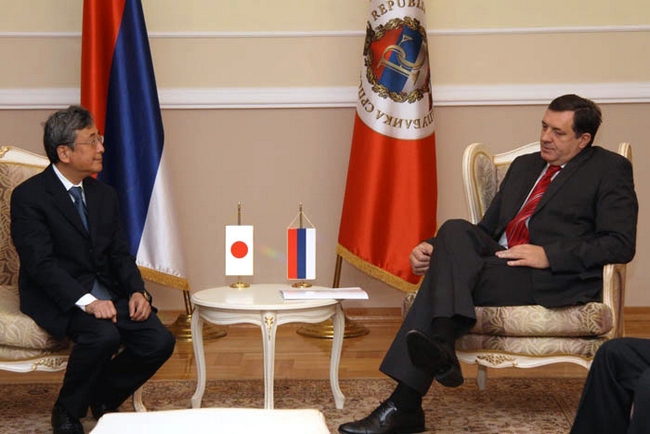 Dodik i Jamazaki