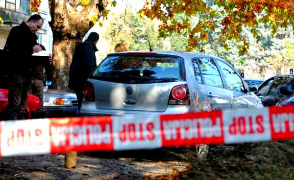Policija vrši uviđaj na mjestu zločina; foto: Vijesti.me
