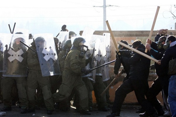 kosovo neredi