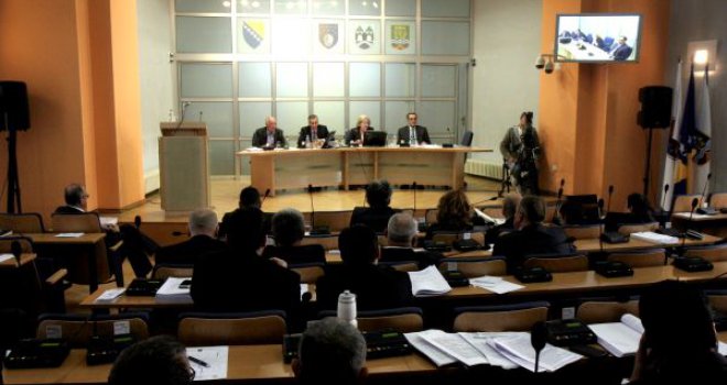 SDA, DF i SDP formirat će novu vlast u Kantonu Sarajevo, čeka se izbor Lagumdžijinog nasljednika?