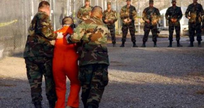 SAD zatvara vojni zatvor Guantanamo