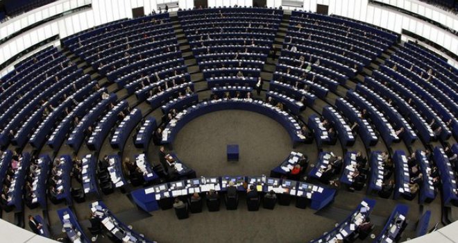 Evropski parlament usvojio Rezoluciju o Srebrenici: Snažna osuda genocida i odavanje počasti žrtvama