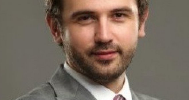Dennis Gratz neće prihvatiti kandidaturu za drugi mandat na mjestu predsjednika Naše stranke