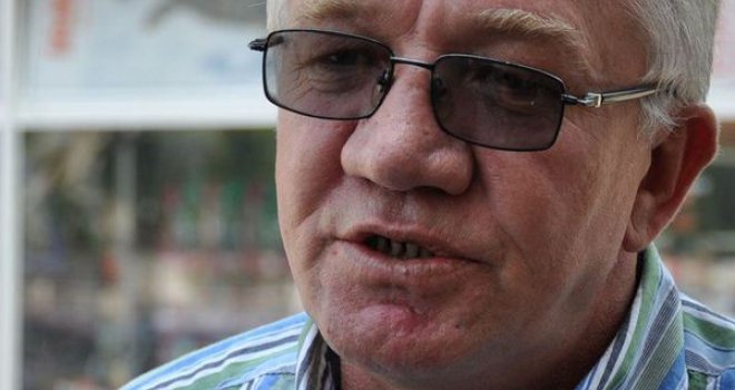 Bakirov urednik me fizički napao na Filozofskom fakultetu i zaprijetio mi da će me 'zaklati zubima'