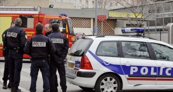 Napad u Francuskoj: Ubijene tri osobe, četvoro povrijeđenih