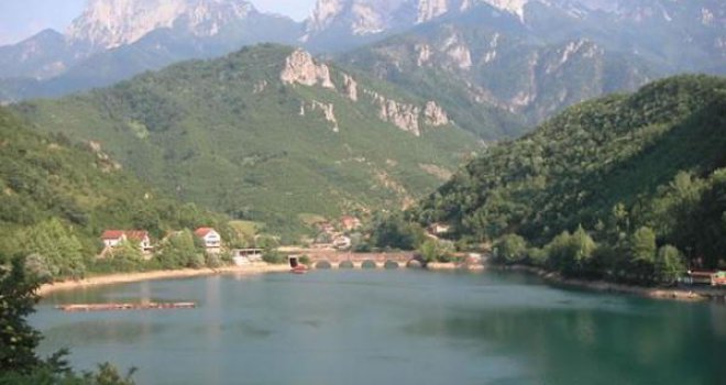 Dva mladića umrla od posljedica utapanja