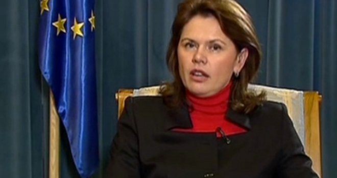 Bivša slovenska premijerka ostaje bez mjesta potpredsjednice Evropske komisije zbog pjevanja komunističkih pjesama?