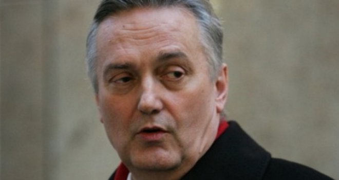 Lagumdžija: Ne bavim se incijativama za moju smjenu, nego posljedicama katastrofalnih poplava
