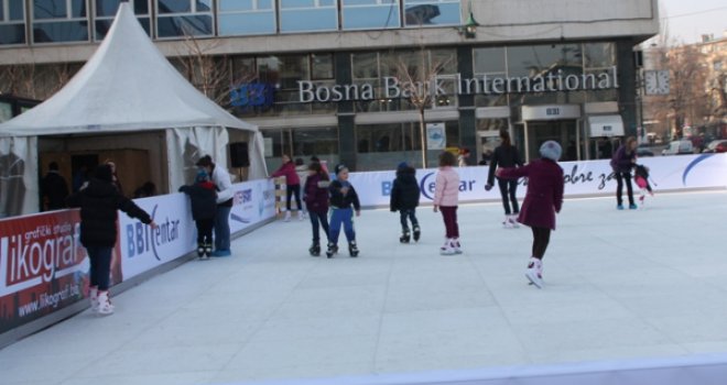 Sutra počinje sezona klizanja ispred BBI Centra u Sarajevu