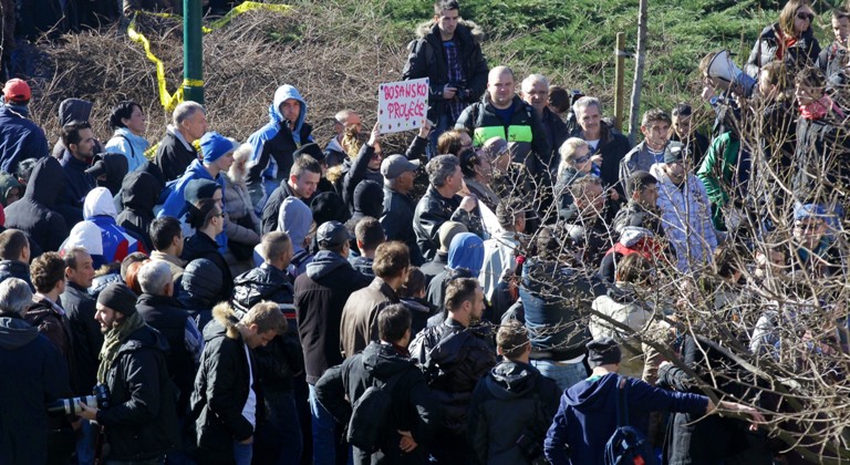 protesti u sarajevu - podrška Tuzli/Foto: Anadolija
