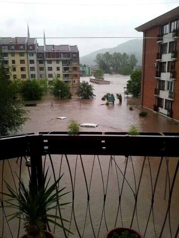 Maglaj pod vodom_maj 2014