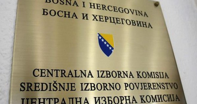 Prijavilo se 69 stranaka i 23 nezavisna kandidata, za Predsjedništvo BiH 20 kandidata