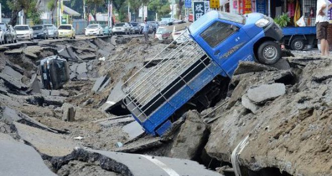 Serija eksplozija protresla milionski grad: Šokantni prizori haosa i potpunog uništenja!