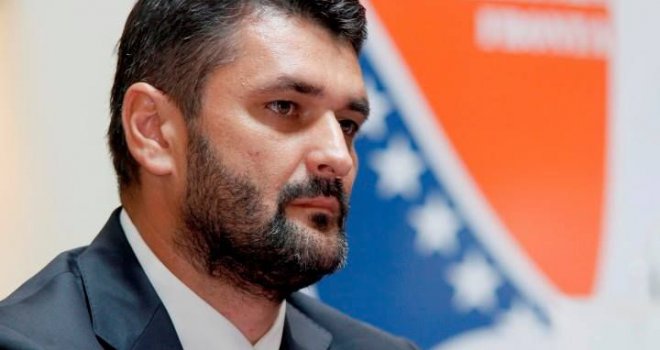 'Otkako sam dao intervju za Depo Portal, posilni Bakira Izetbegovića šalju mi prijetnje: Nećete me ušutkati!'