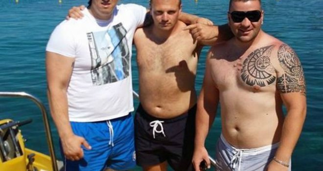 Kristijanu Goluboviću se pri skoku zaglavio padobran, jedva sačuvao živu glavu 