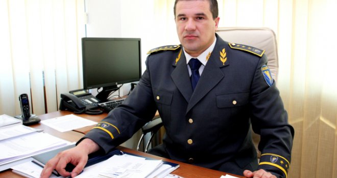Direktor Granične policije BiH suspendovao dvojicu policijskih i jednu državnu službenicu