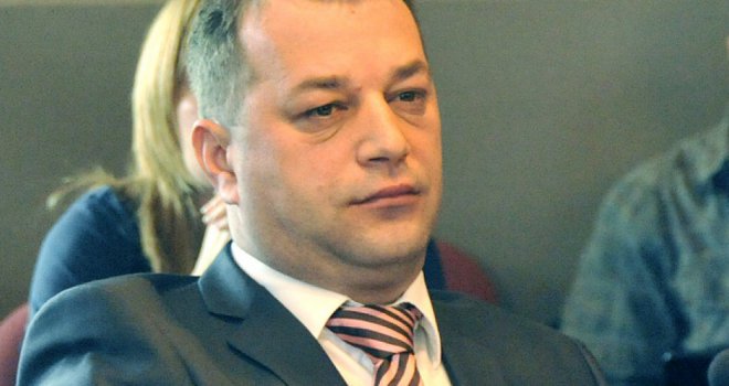 BOSS-ovi i Seferovi 'Srbi' u Skupštini KS Haris Pleho, Rasim Smajić i Nermin Bjelak!