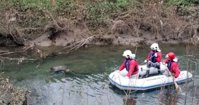 Juče izašao iz kuće, a danas ga pronašli utopljenog u kanalu
