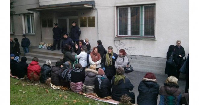 Radnici 'Aide' odlaze iz BiH: U srijedu krećemo prema granici da napustimo ovu zemlju!