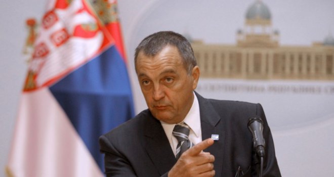 Predsjedavajući upozorio poslanika na 'uličarski rječnik', a ovaj mu odgovorio: 'Stoko jedna'