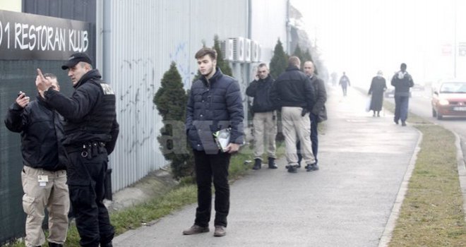Uhvatio ih u krađi: Lopovi pretukli zaštitara kod nekadašnjeg Mercatora na Socijalnom