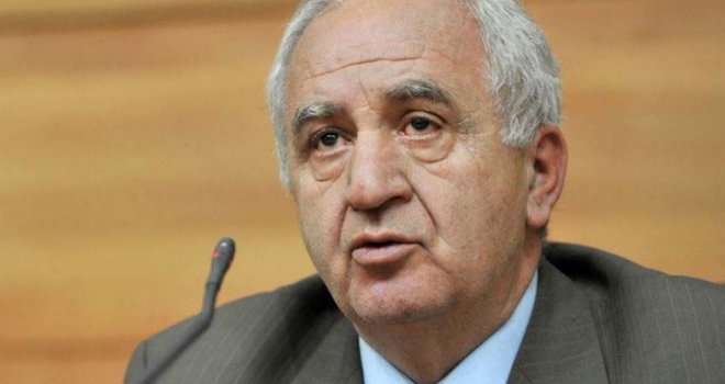 Vahid Šehić: Politika se opet svodi na podjelu plijena, ministarskih mjesta i javnih funkcija...