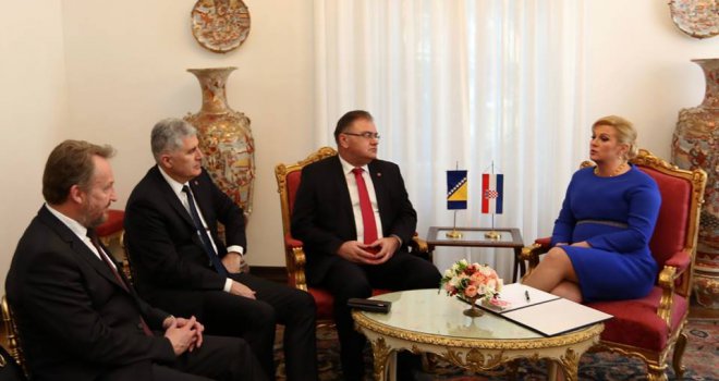 Članovi Predsjedništva BiH s predsjednicom Hrvatske: Spremna sam pomoći BiH na njenom putu ka EU