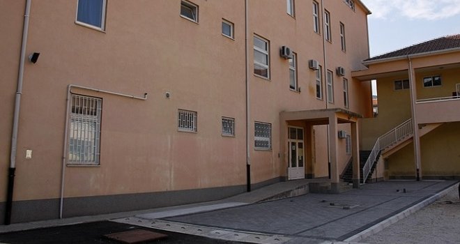 Učenicima su postavljana tendenciozna pitanja za koja se nisu spremali