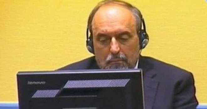 Posljedice teške bolesti: Evo kako danas izgleda Goran Hadžić