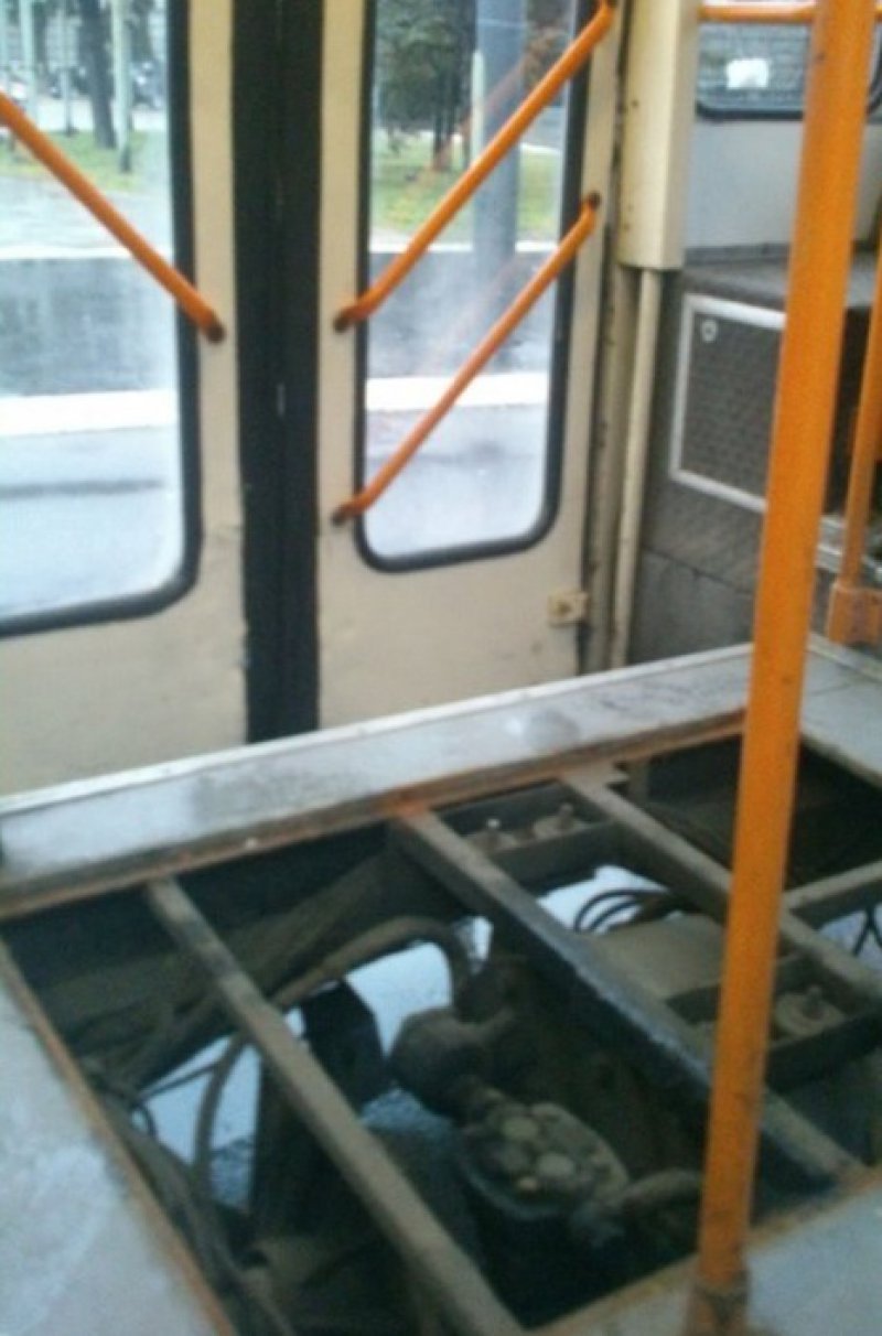 rupa-u-trolejbusu1