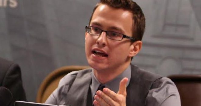 Mujanović tvrdi: Bundestag bio spreman na usvajanje rezolucije o Srebrenici, ideja propala intervencijom Schmidta?