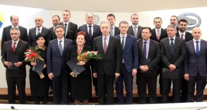 Koliko su bogati novi državni ministri: Imaju stanove, kuće, vikendice, ušteđevine... Samo jedan se nije 'snašao'