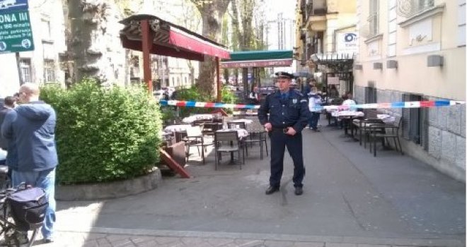 Strava u centru Beograda: Pio kafu, a onda izrešetao konobaricu pa sebe!