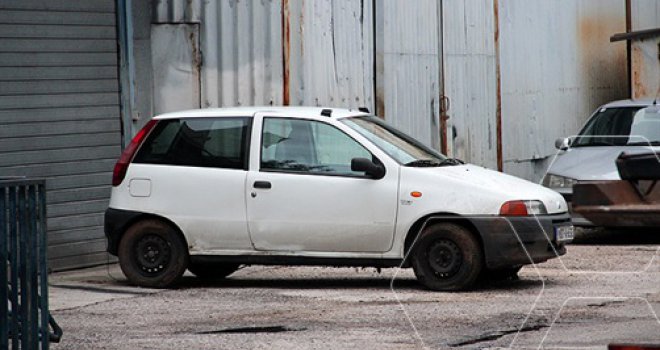 Muškarac M.M. (49) pronađen mrtav u automobilu u rijeci Buni