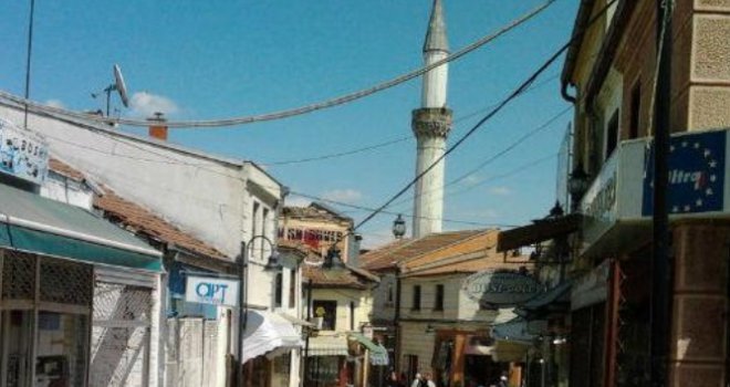 Vanredno stanje: Naoružani upali u sjedište Islamske zajednice i drže ga u blokadi!