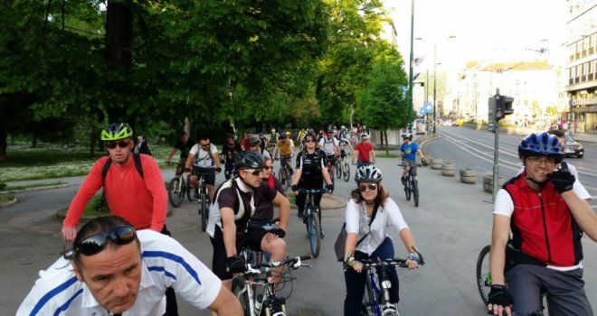 Oko 300 biciklista učestvovalo u drugoj Kritičnoj masi u Sarajevu