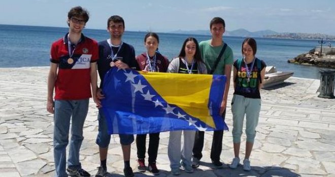 Da su se potukli ili bili zadnji, o njima bi brujala cijela BiH... Ali vratiše se sa pet medalja - i niko ni riječi!!!