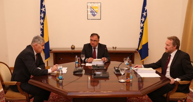 Oružane snage BiH bit će angažovane povodom posjete pape Franje